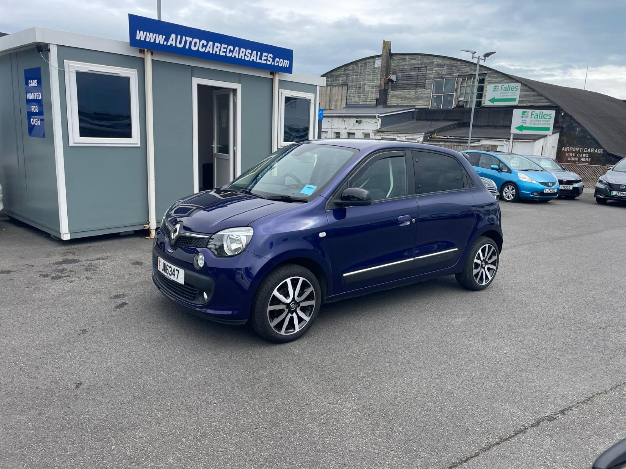 2016 RENAULT TWINGO 0.9 SCe (70bhp) START/STOP ICONIC EDITION**ONLY 25800 MILES**LOW INSURANCE