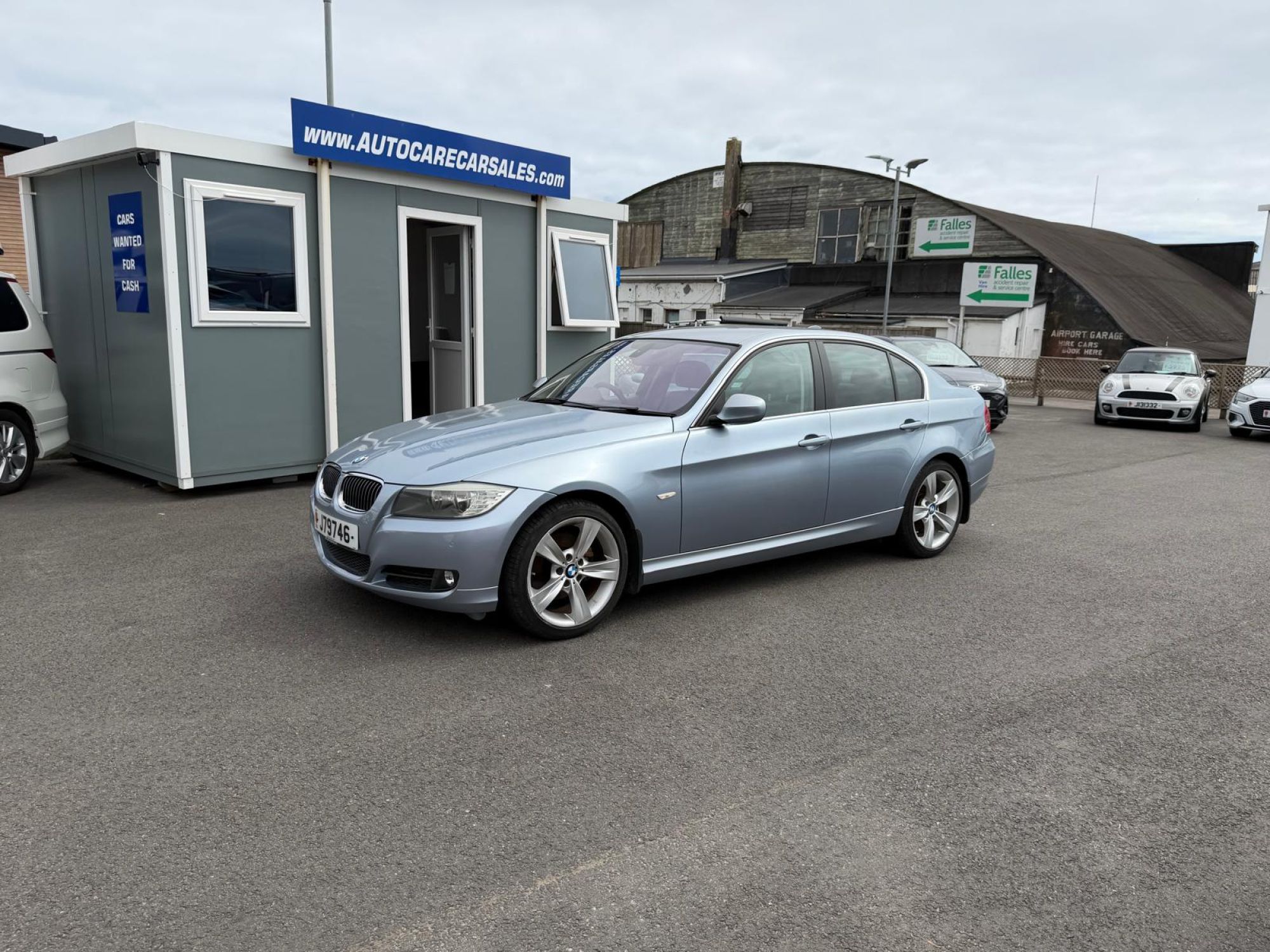 2010 BMW 325i SE 3.0 4DR SALOON